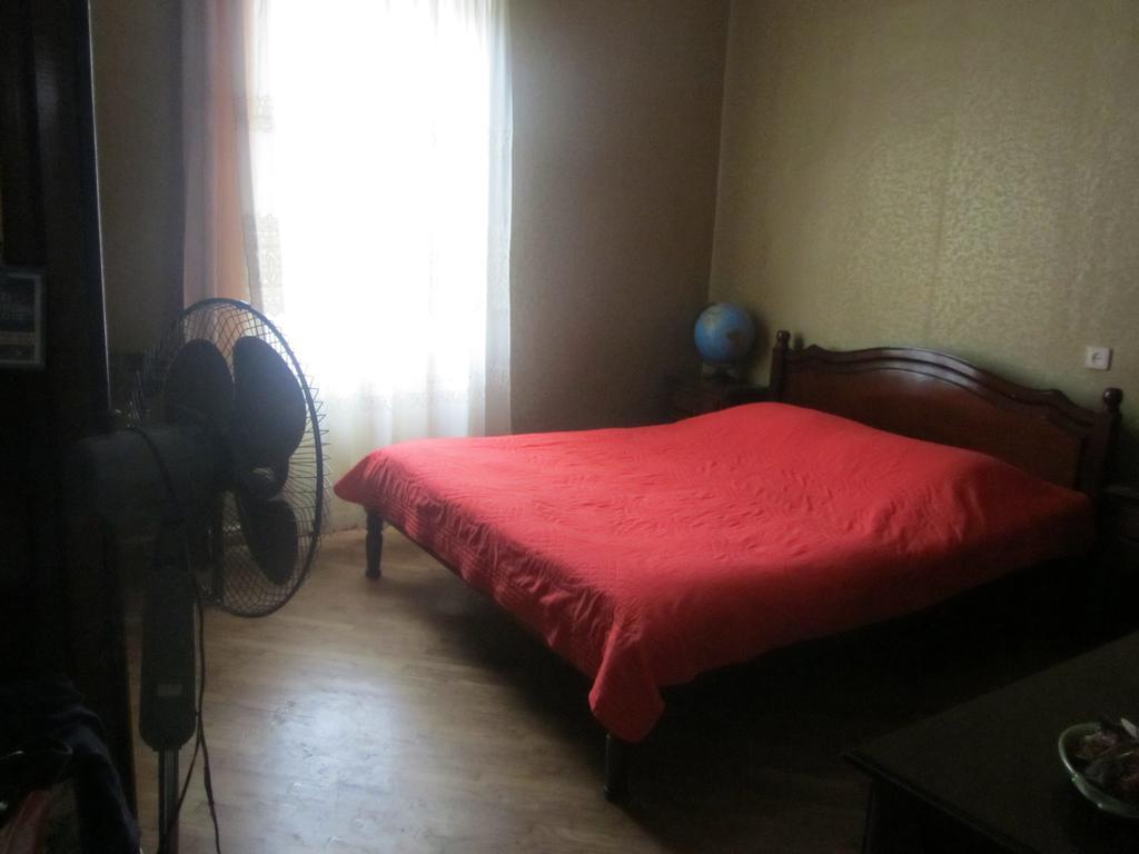 Suliko Guest House บาทูมิ ภายนอก รูปภาพ