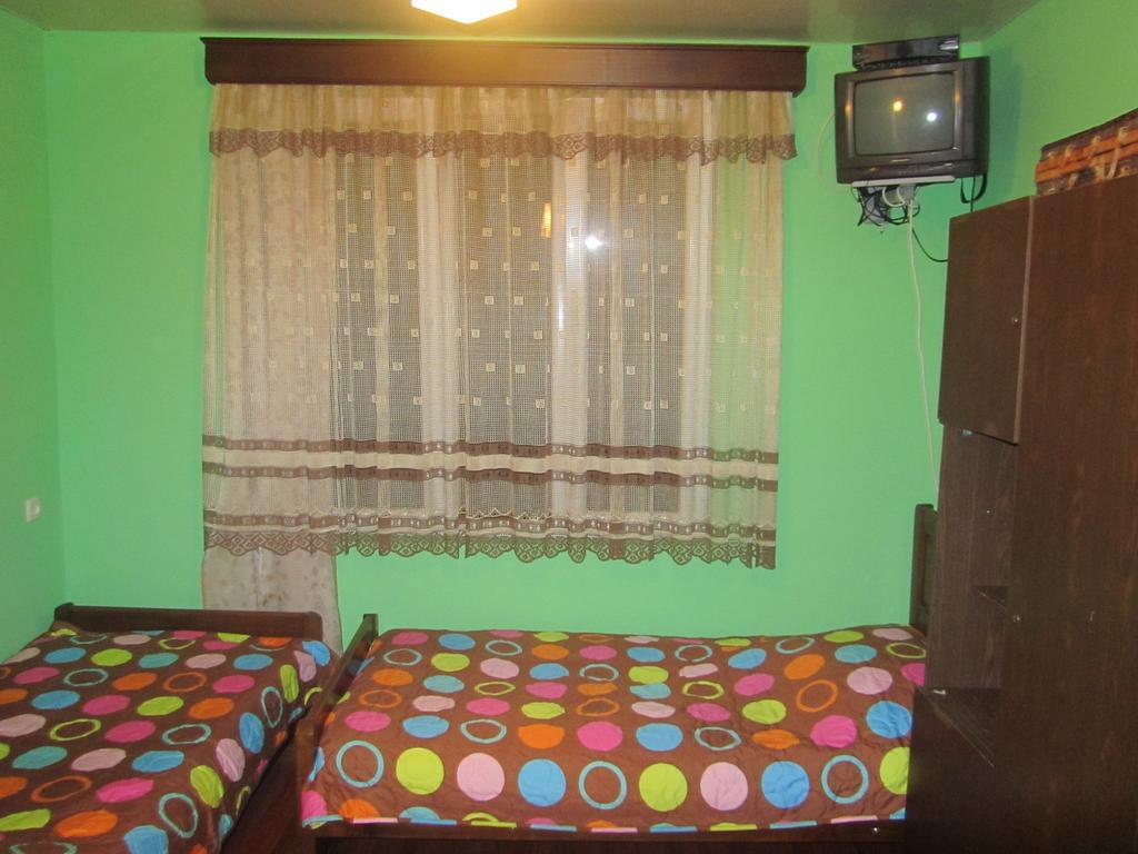 Suliko Guest House บาทูมิ ห้อง รูปภาพ