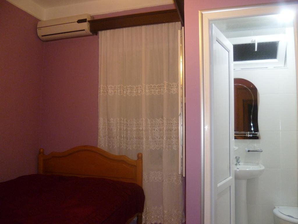 Suliko Guest House บาทูมิ ห้อง รูปภาพ